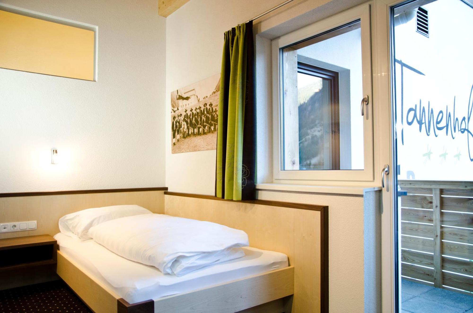 Hotel Tannenhof อิสชเกิล ภายนอก รูปภาพ