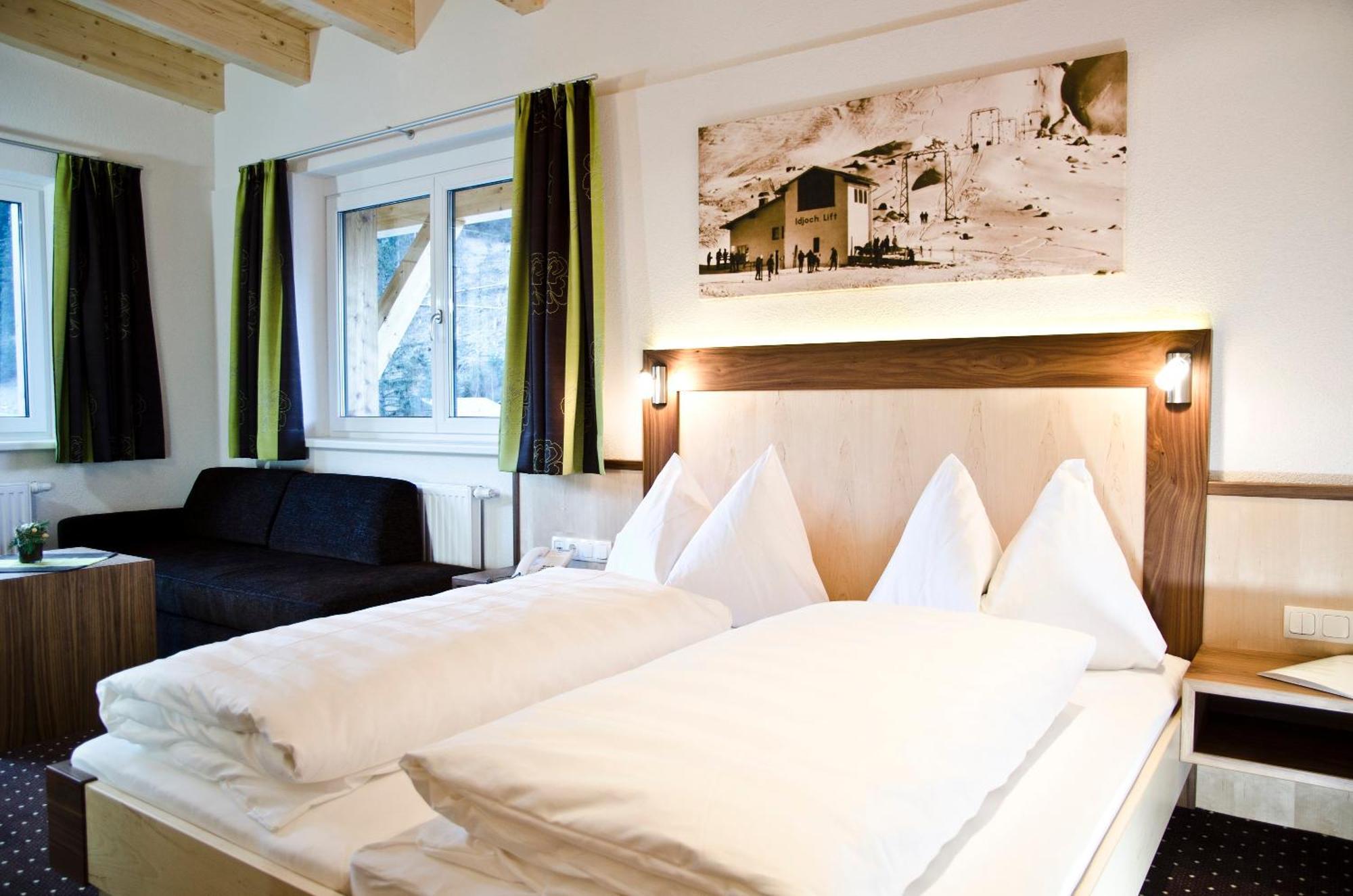 Hotel Tannenhof อิสชเกิล ภายนอก รูปภาพ